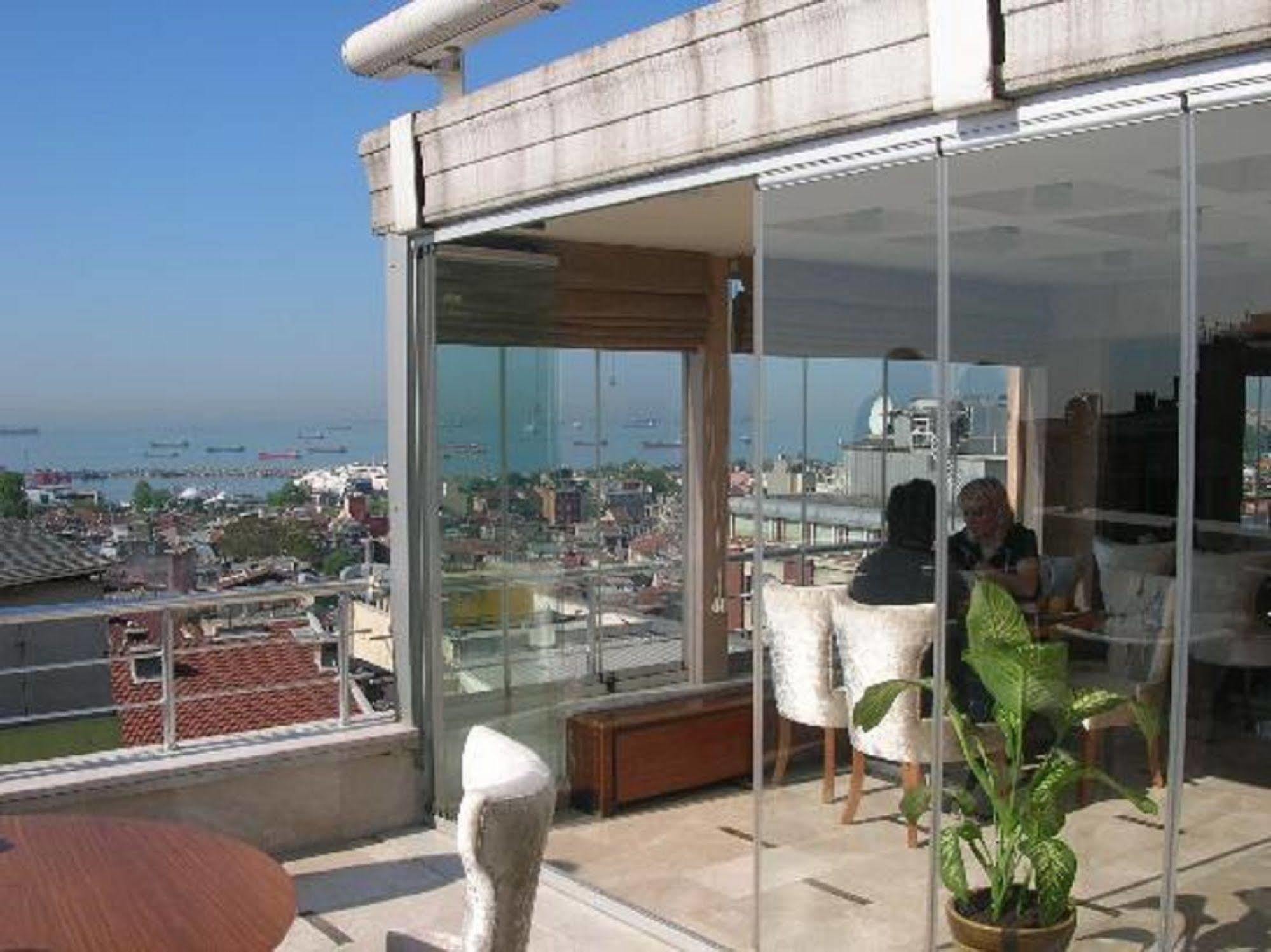 Q Hotel Laleli - Istanbul — Fotoğraflar 3